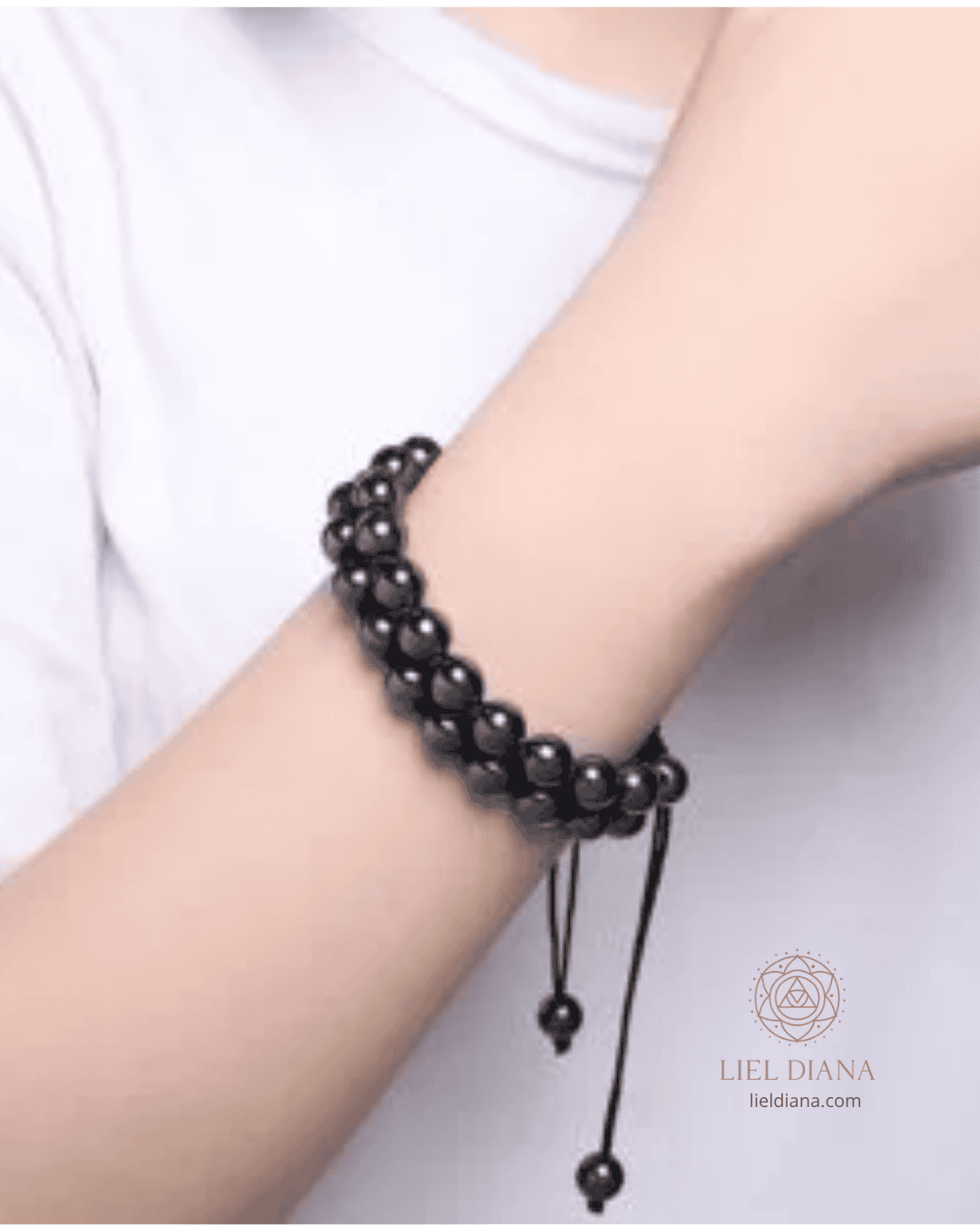 Pulsera Magnética: Equilibrio Energético y Bienestar Místico
