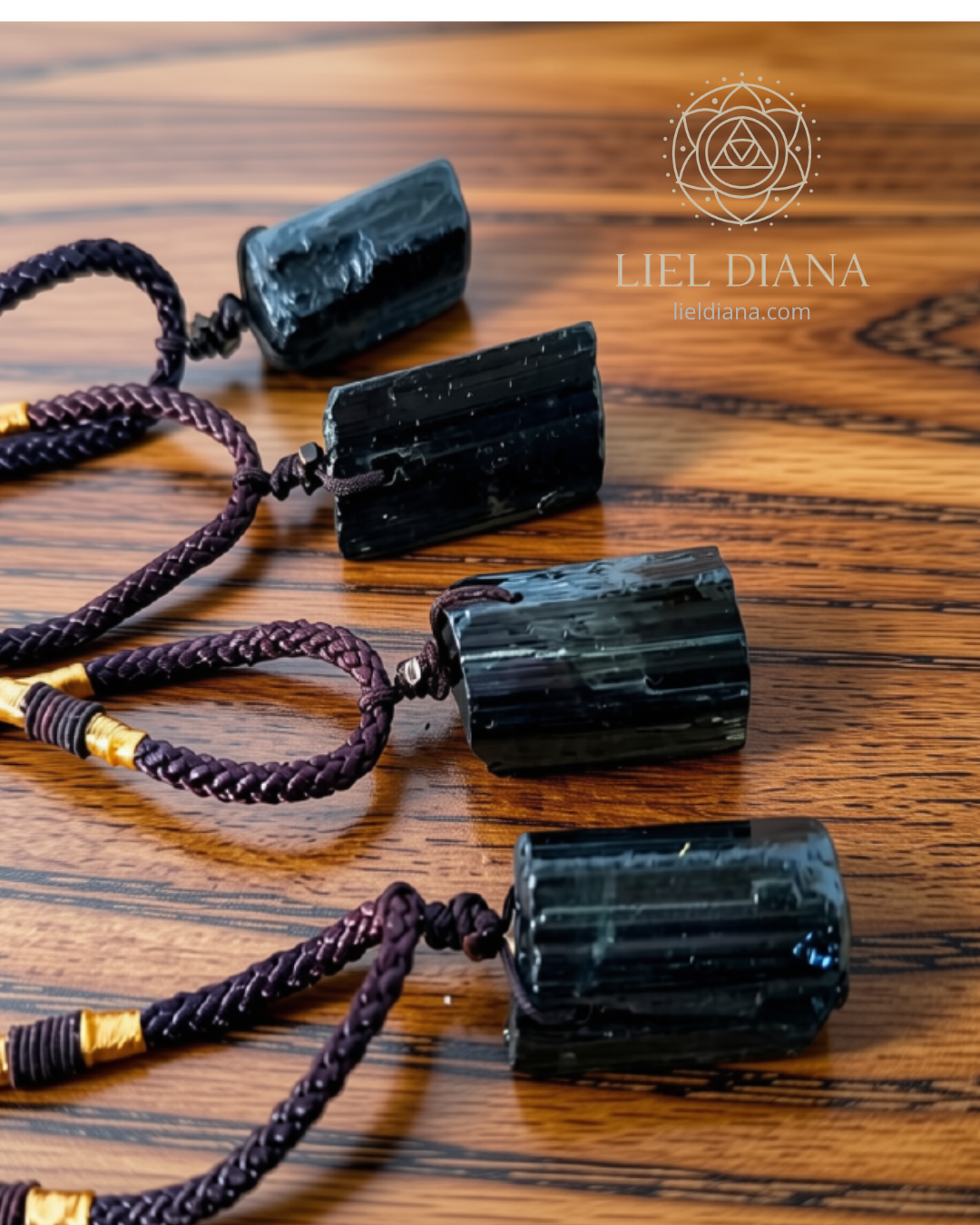 Colgante de Turmalina Negra Natural en Bruto – Amuleto de Protección Energética - Imagen 5